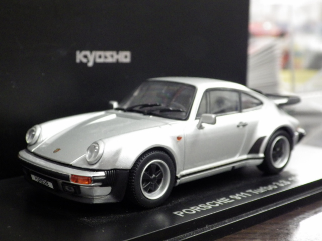 1/43 ݥ륷911 ܡ3.3  1988 ڥС