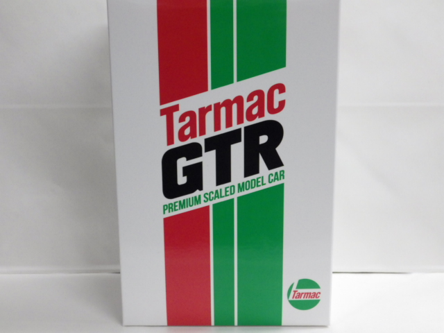 1/64 TARMACNissanNismoGT-RGT3Macau GTCupFIA GTWorld Cup2018With Metal oil can