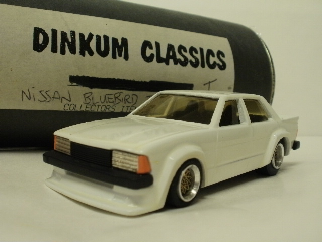 ミニカーショップグローバル - 1/43 ＤＩＮＫＵＭ CLASSICS 完成品 ニッサン ブルーバード 910 ターボ フルエアロ仕様