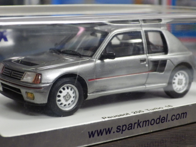 Spark model 1/43 プジョー 205 T16 エボリューション 2 1986 